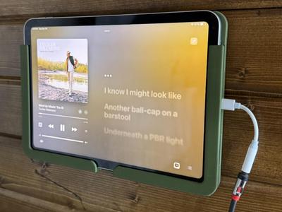 iPad 10th Gen Wall Mount