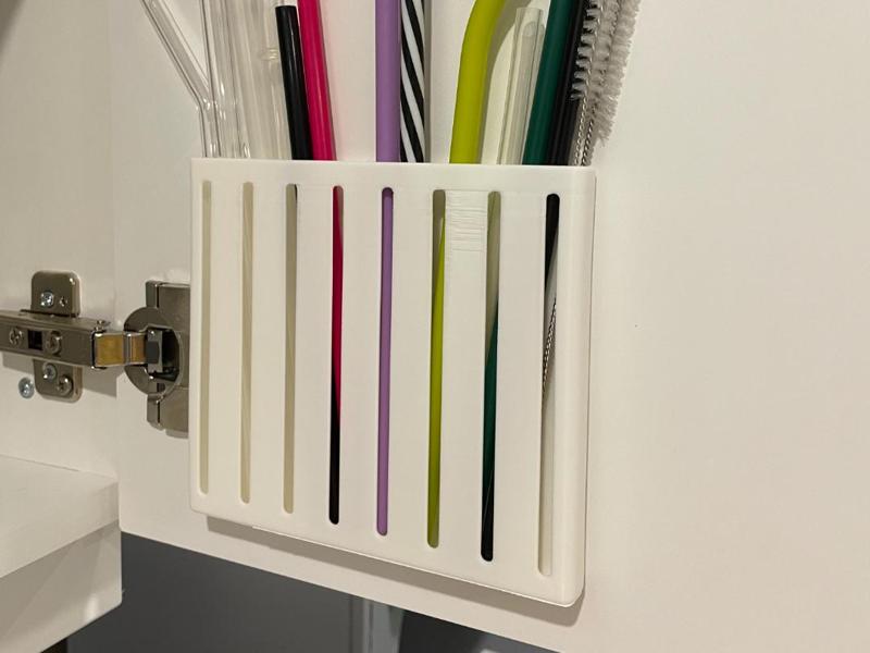 Straw holder