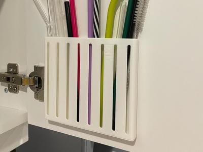 Straw holder