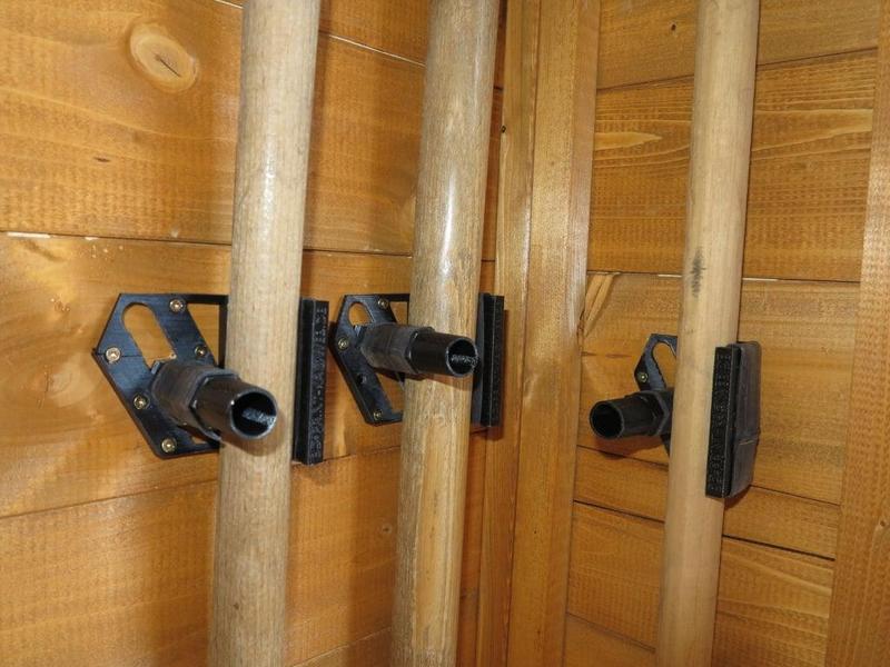 One Hand Tool Rack 18-50mm in one part without assembly for garden, cottage, cellar. Gerätehalter
