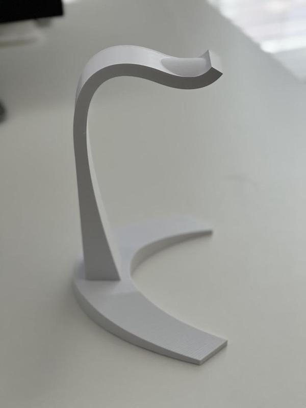 Yet another headphone stand, with added curve