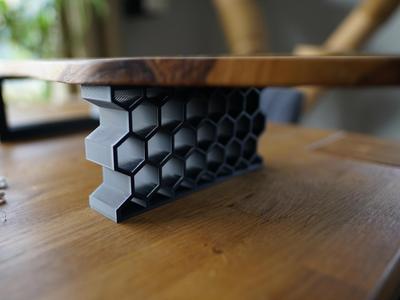 Elegant hexa monitor riser 