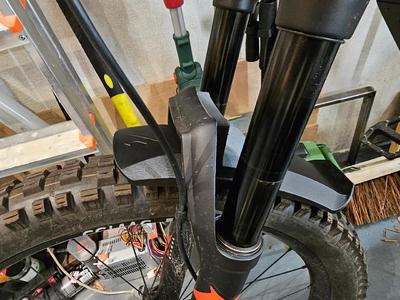 MTB front fender Bomber Z1   