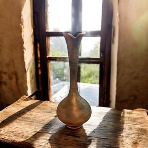 VASE 016