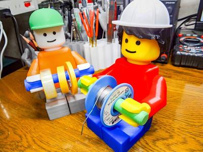 Lego Man sitting version(Toilet paper holder)