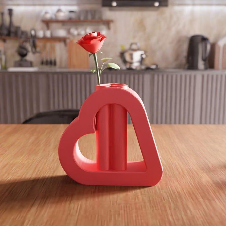 3D Heart Shape Vase STL File – Romantic Heart Gift For Couples, Flower Vase Home Decor, Unique Desk Decor, Special Present For Loved Ones