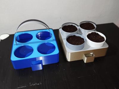 Selfwatering seedstarter for 90mm pots