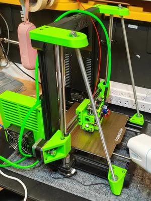 Sovol SV06 frame brace with threaded rod bearings