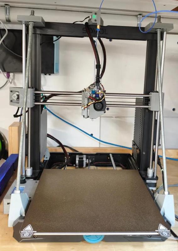 Sovol SV06 Plus x-axis carriers threaded insert version