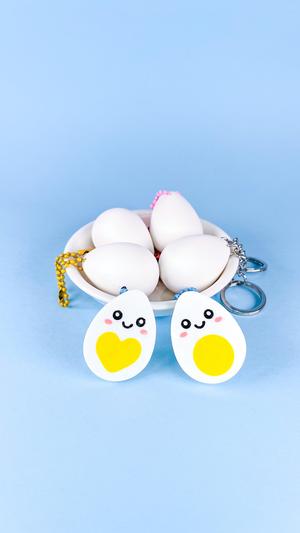 Cute Eggs Couple Love Magnetic, Fidget Toy Keychain!