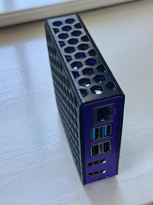 Book Case for Raspberry Pi 4 (Rpi4) and full-HDMI with SD card access