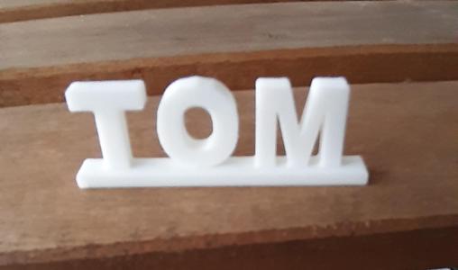 Tom name tag
