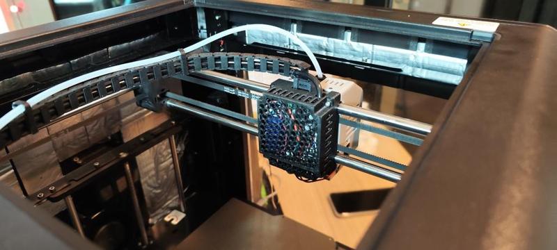 Fixed QIDI Q1 Pro head case back