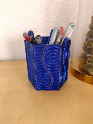 Yin Yang Ripple Filament Vase