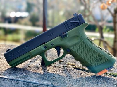 Glock G18c  Toy pistol(No move or launch)