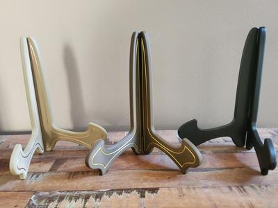 Decorative Picture or Plate Stand / Easel