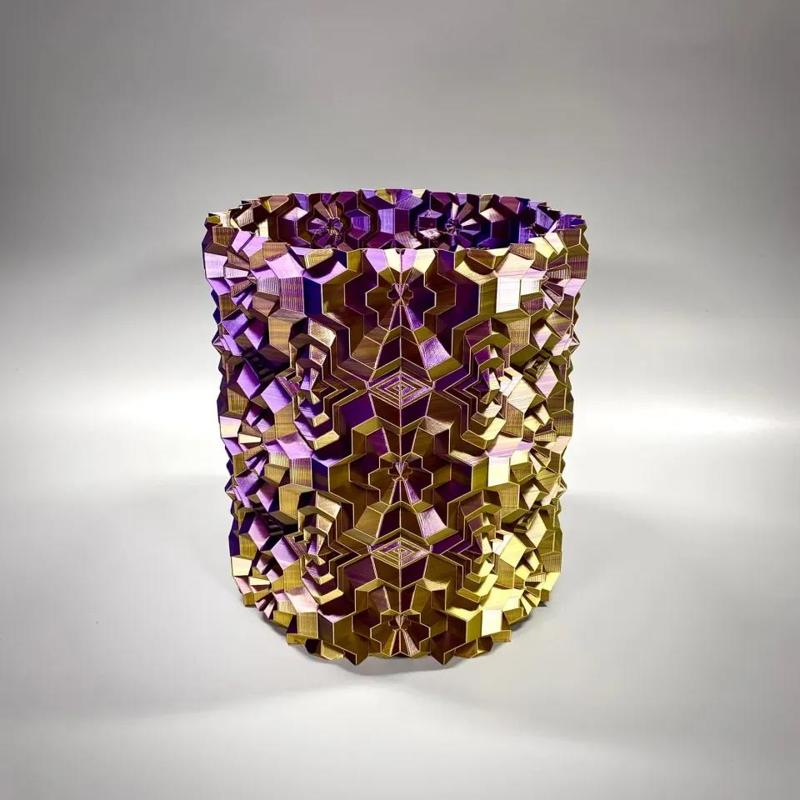 Octahex Ripple Vase