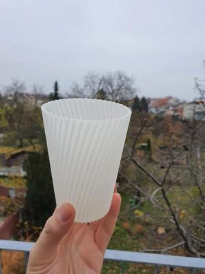 Wrinkle spiral vase / pot insert