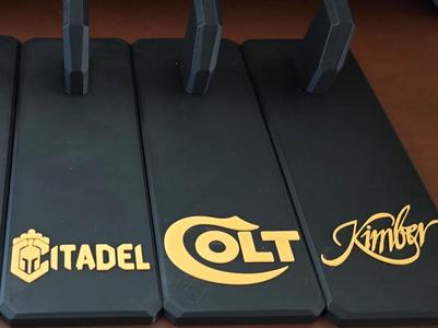 Colt 1911 Pistol Stand