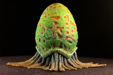Tabletop plant: “Baleen Egg Plant” (Alien Vegetation 46)