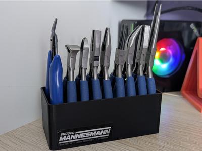 Workshop stand for 9 pliers 130x65mm – MANNESMANN