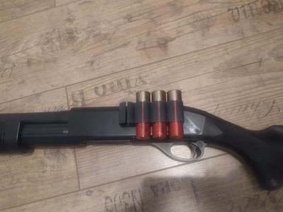 M870 Shotgun shell holder