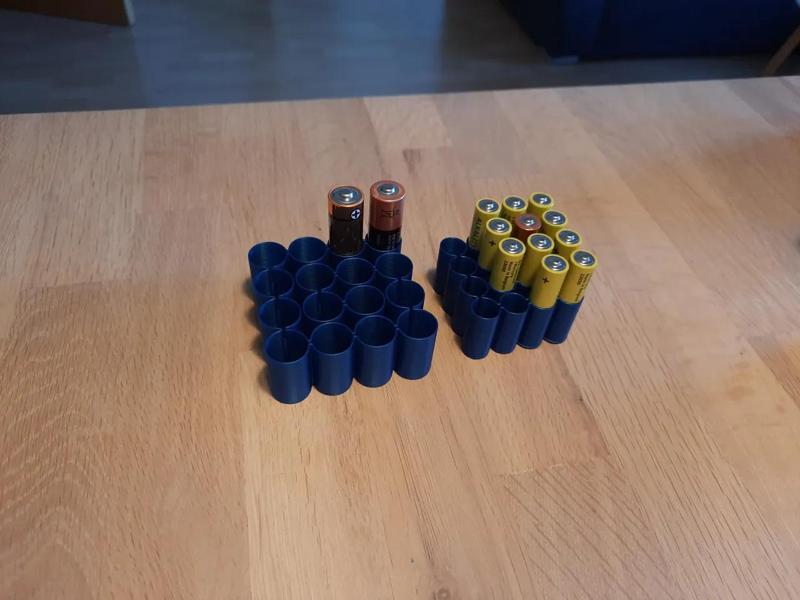 Vase Mode Battery Holder – 16xAA or 16xAAA