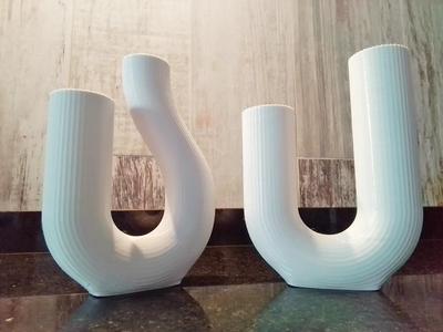 Modern Wavy Vase
