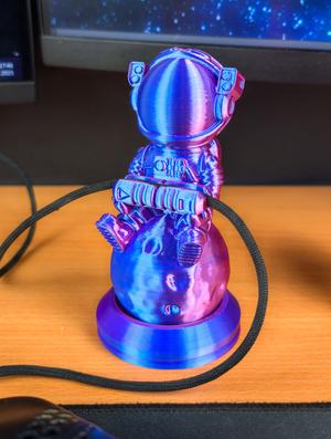Astronaut: Mouse Bungee And Cable Holder
