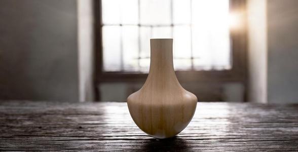 SIMPLE VASE