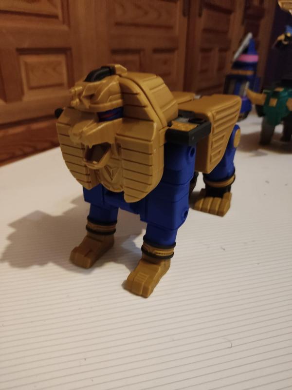 Zeo Blue Lion