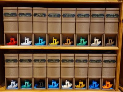 Filament Organiser - Book & Benchy