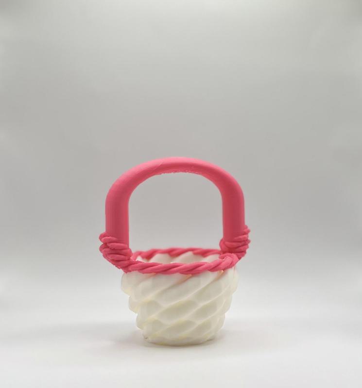Cute Basket / Holiday Decor
