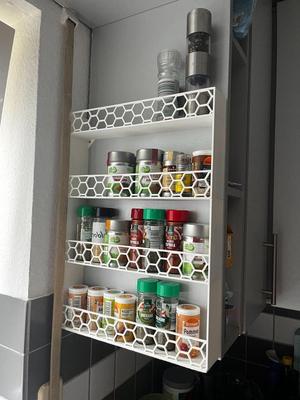Big Spice Rack with Hexagonal Pattern and Wall Mount