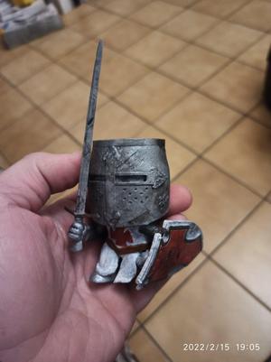 funko pop kneeling templar