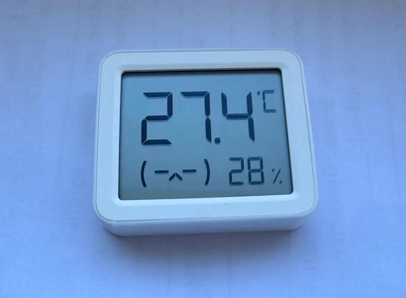 Xiaomi Mijia 3 mini (MJWSD06MMC) temperature sensor wall mount