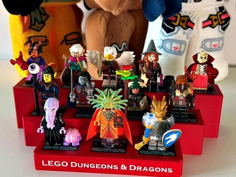 LEGOlike Minifigure Display Stand