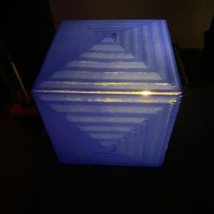 Cube 33 Lamp