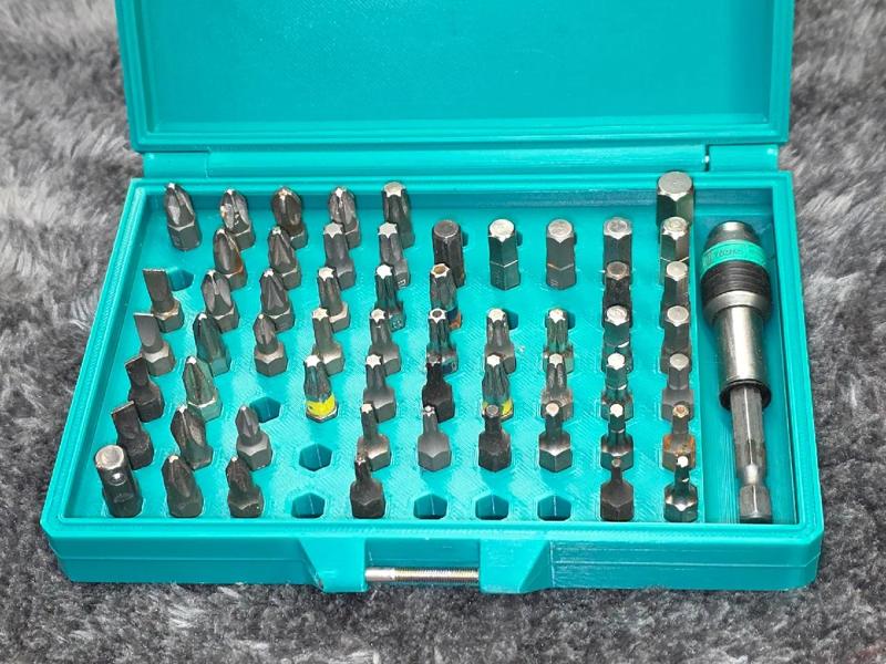 Parametric fully adjustable BITS tray to any box