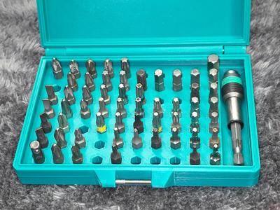 Parametric fully adjustable BITS tray to any box