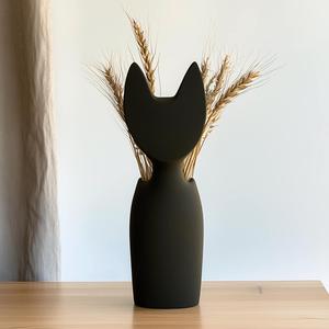 Minimalist Cat Vase – 3D Printed Matte Black Vase for Modern Home Decor
