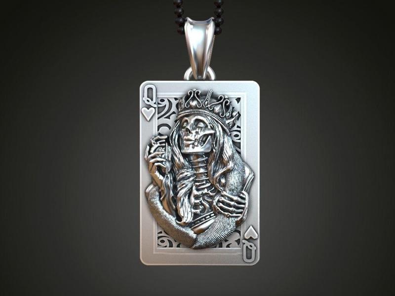 Pendant playing card Queen of Hearts undead