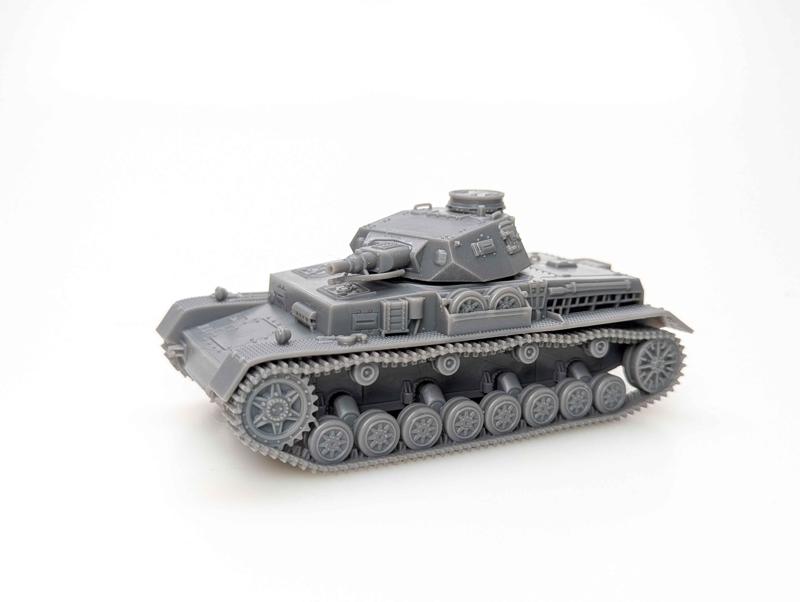 Panzer IV Ausf.C + 3 Tankmen (Germany, WW2)