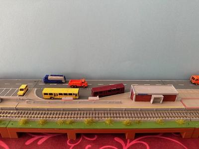“z-slat“ 03 small train station (z-scale)