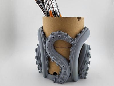 Cardboard Spools pen brush tool holder recycling