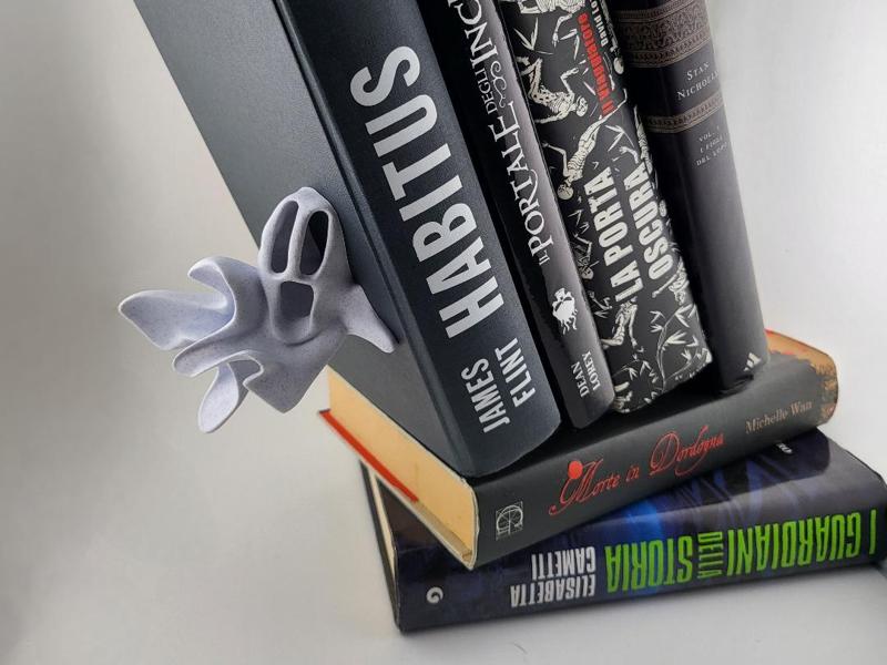 book nook ghost end book