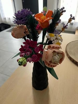 vase fleurs lego