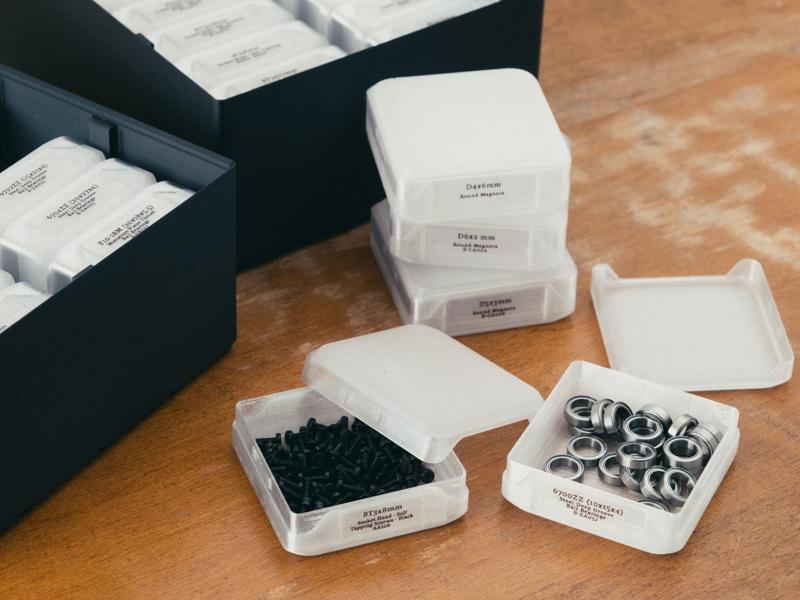 Small Parts Storage Box w/Gridfinity tray