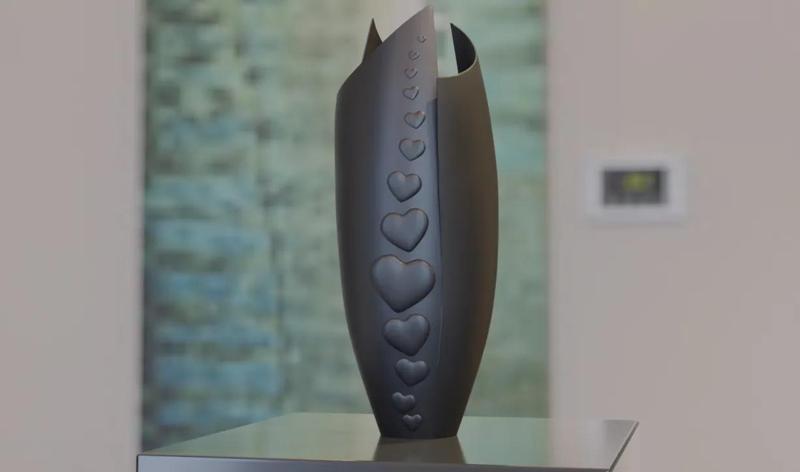 Petals of Passion – vase covered in hearts