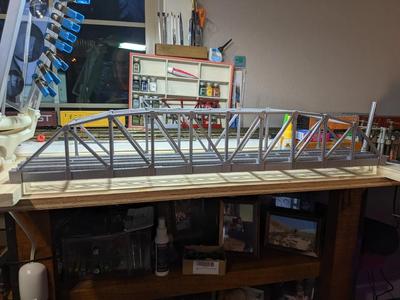 196 Foot HO Scale Girder Truss Bridge – Self Supporting